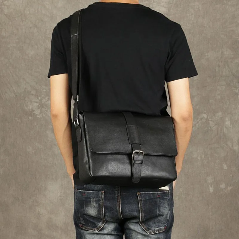 Black Leather Mens Cool Messenger Bag Shoulder Bag Bike Bag Shoulder Bag for men