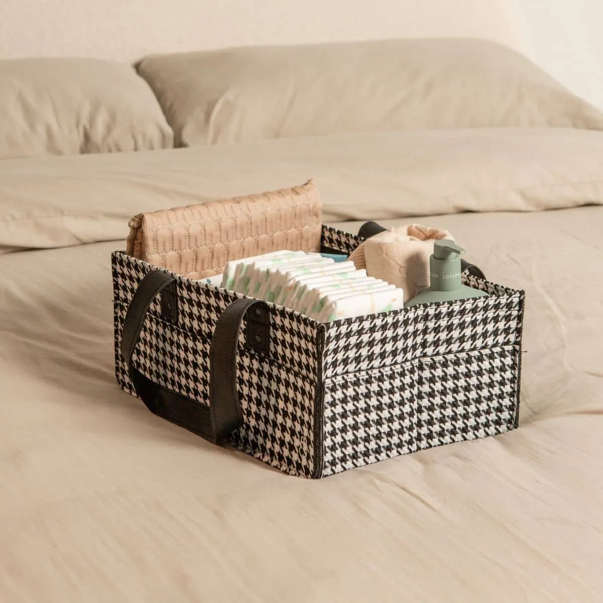 Bunnie Caddie Deluxe Mini Nappy Organiser - Houndstooth Black