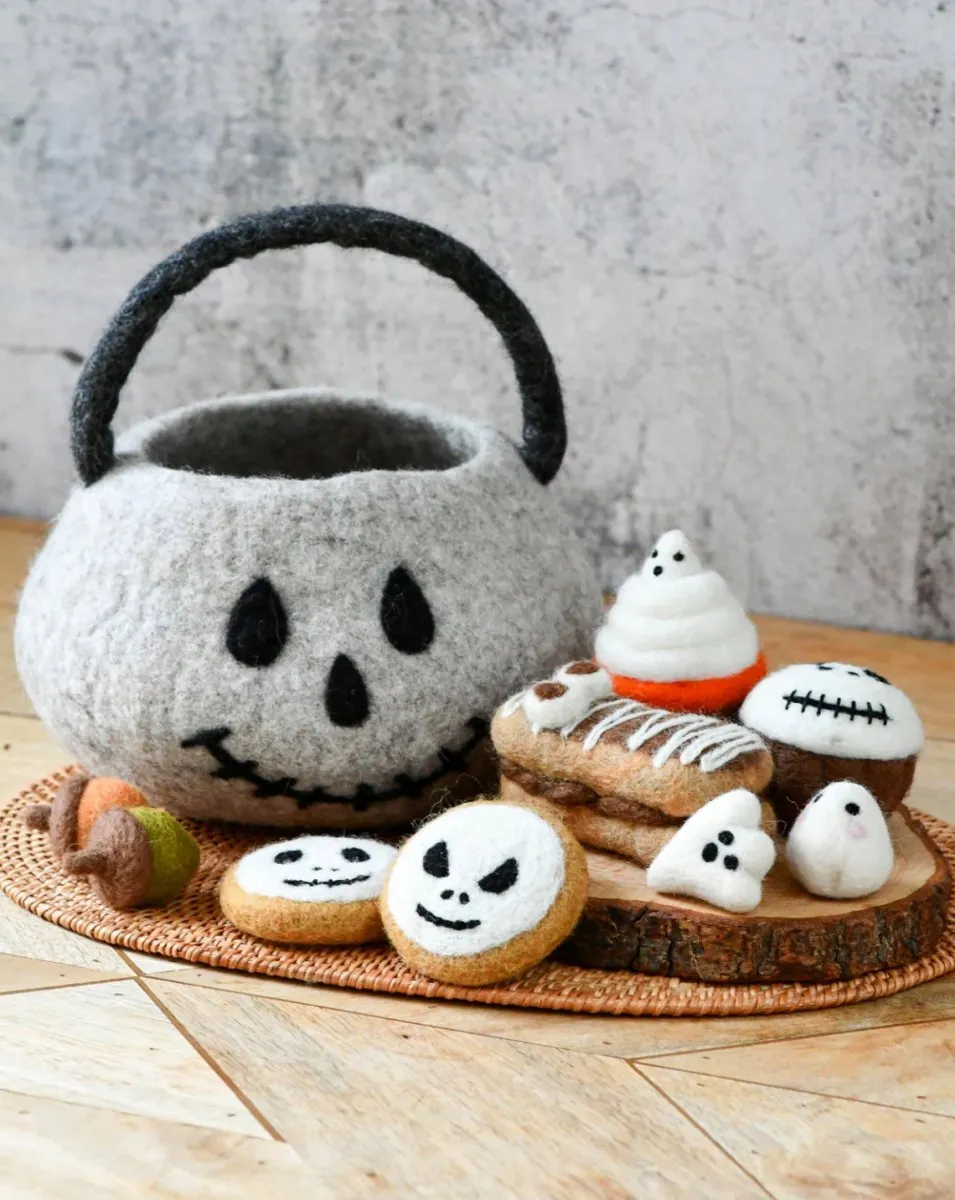 Felt Spooky Ghost (Trick or Treat) Grazing Set - Tara Treasures