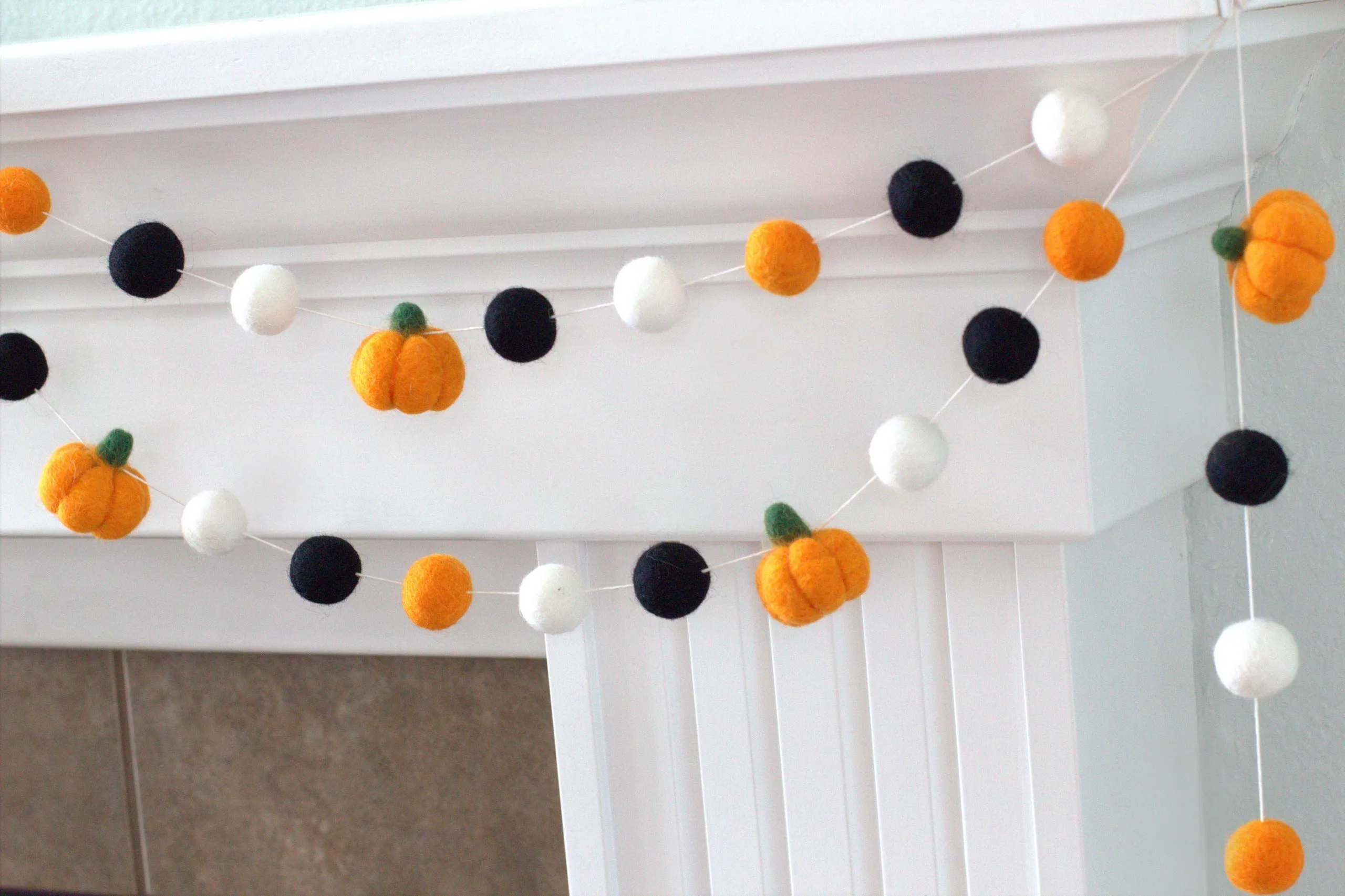 Halloween Pumpkin Garland- Orange & Black