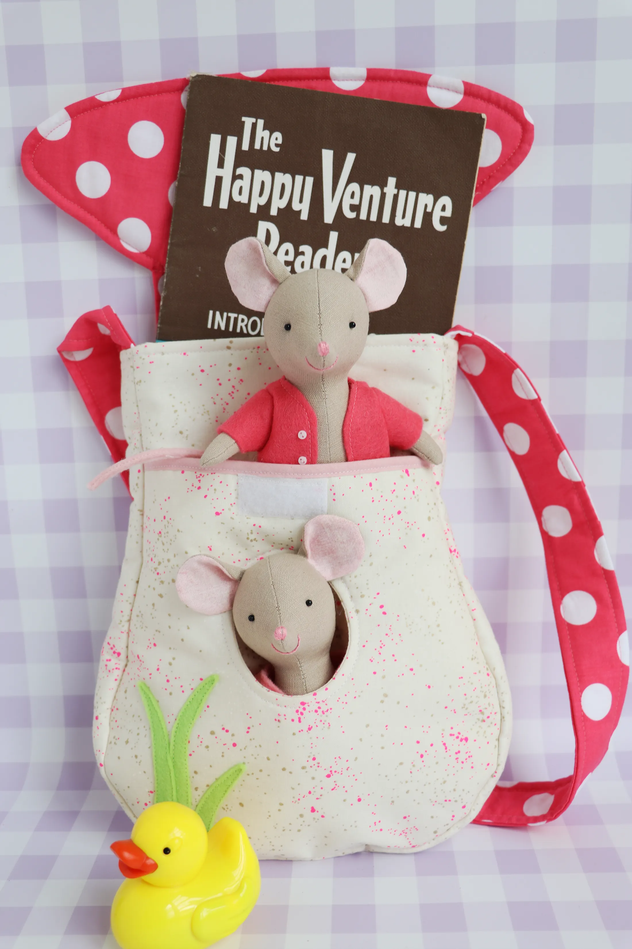 Lolli's Mushroom House : mouse and bag sewing pattern