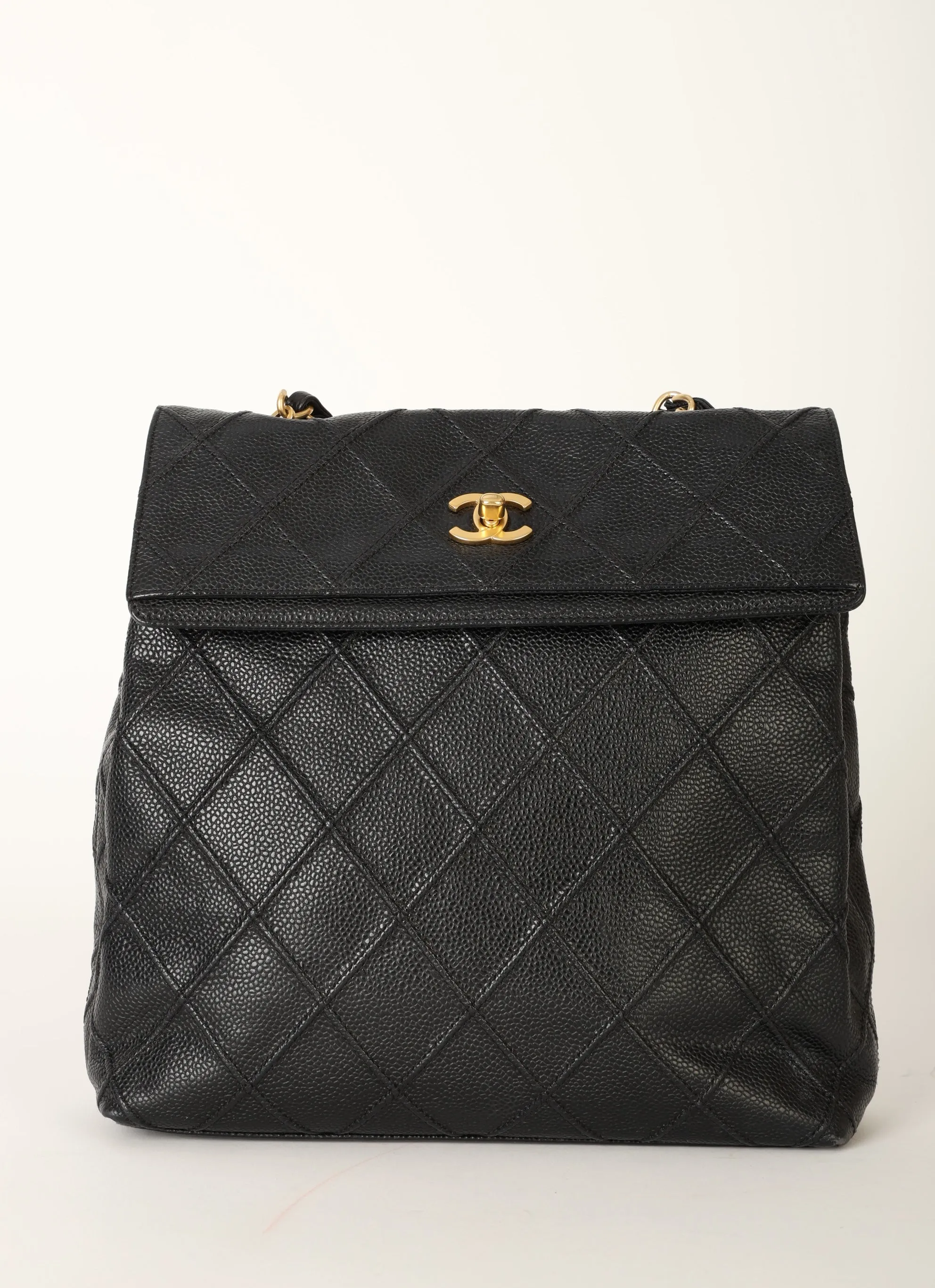 Rare CL 2000 Caviar Turnlock Shoulder Bag