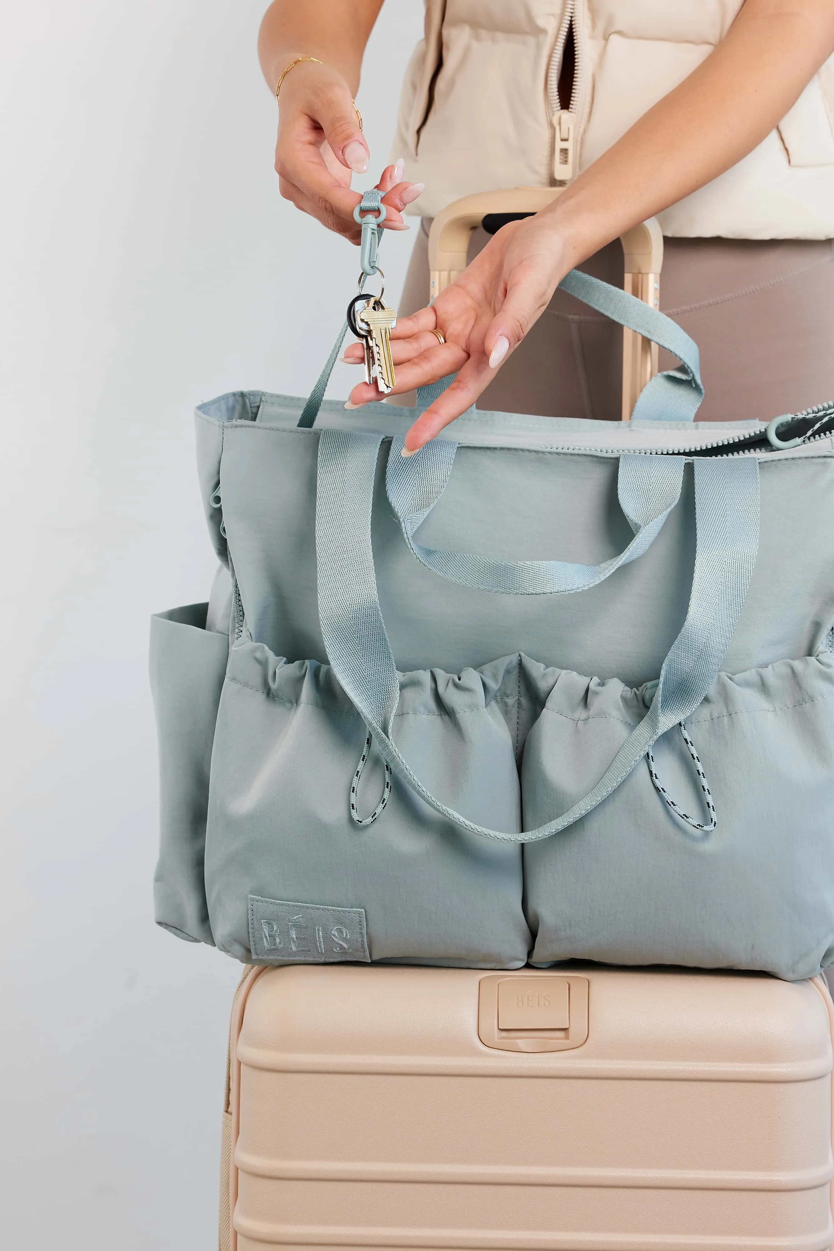 The Sport Carryall in Slate