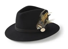 The Suffolk Fedora in Black (Fawn Feather)