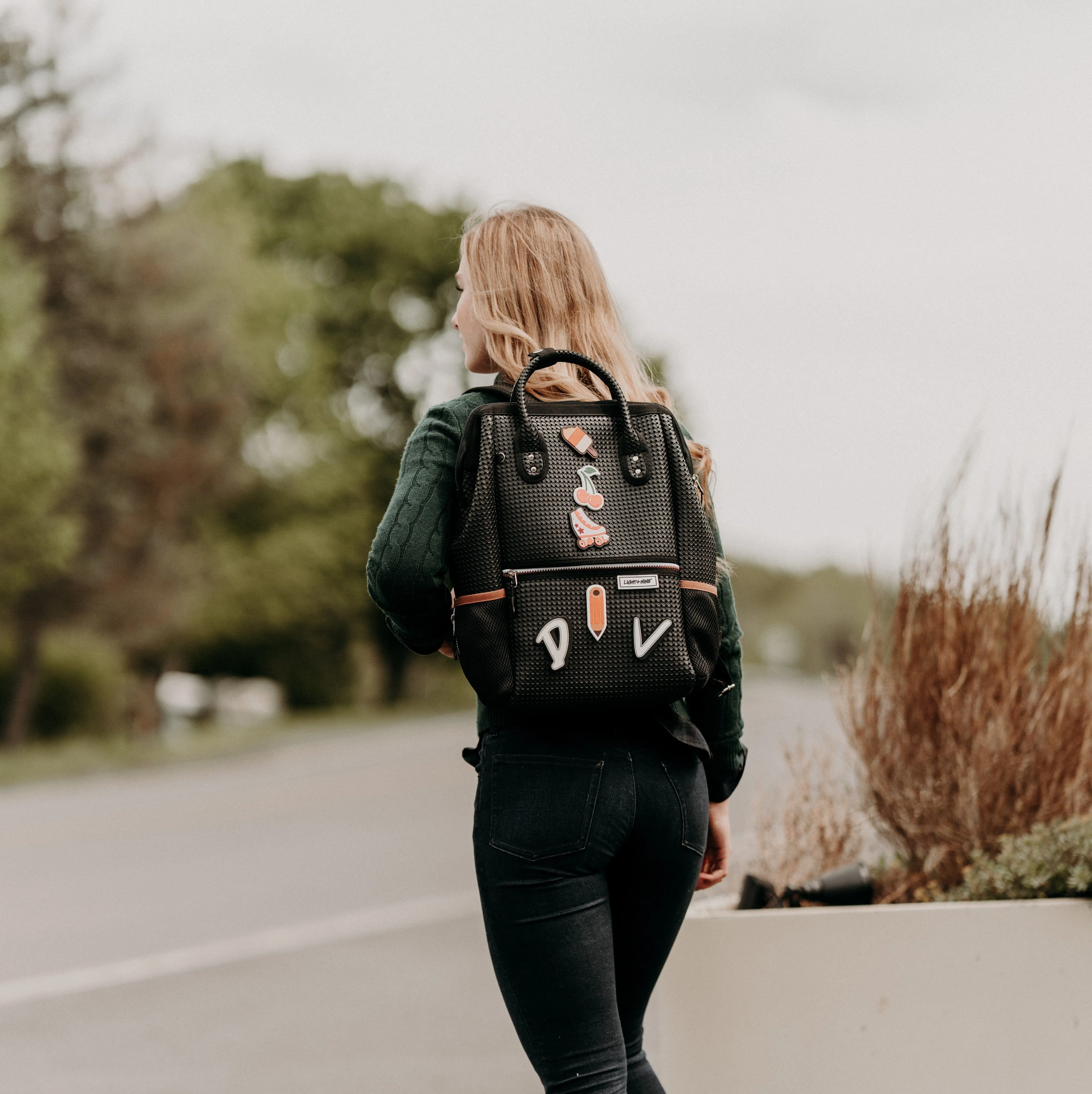 Tweeny Tall Backpack | Checkered Black