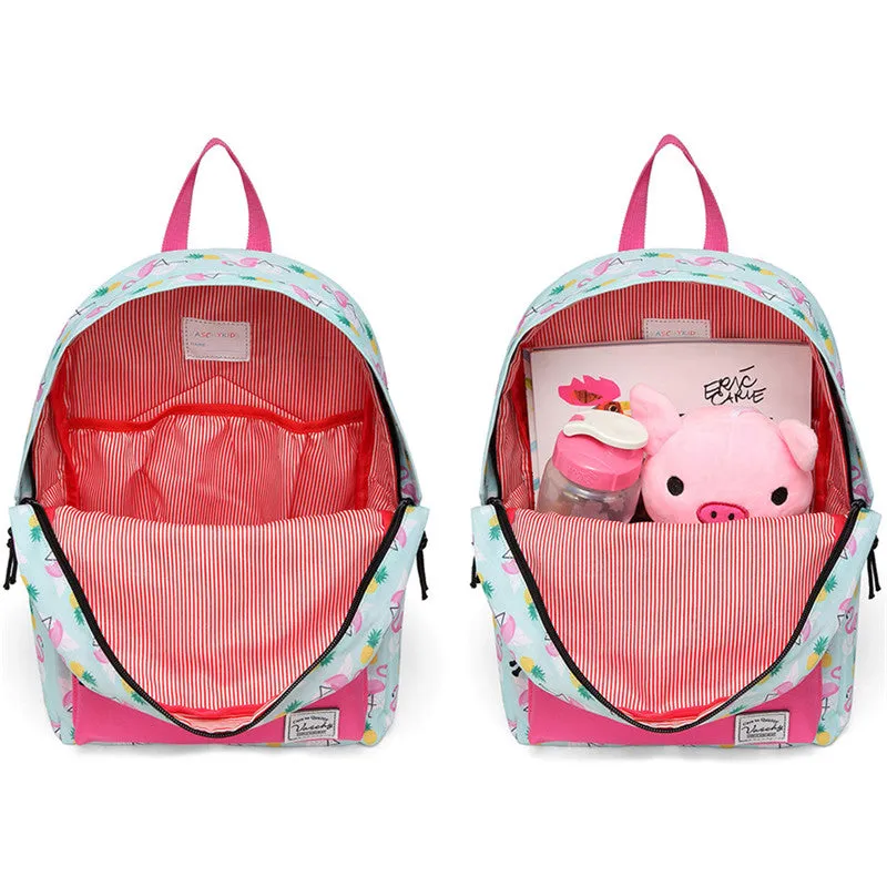 Versatile 15'' Lightweight Backpack for Kids